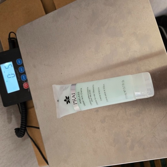 Prai Ageless 110ml 3.7 fl oz Upper Arm Creme NEW SEALED Tank Top Swimsuit Ready - Picture 6 of 6